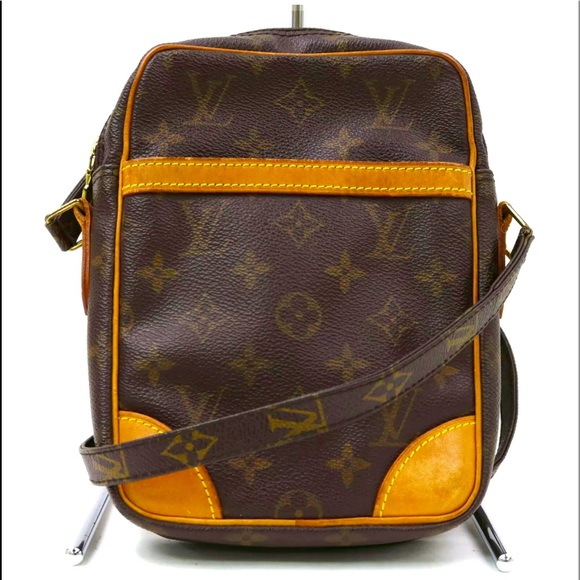 ❌Sold❌Auth Louis Vuitton Danube Crossbody Bag - Picture 1 of 12